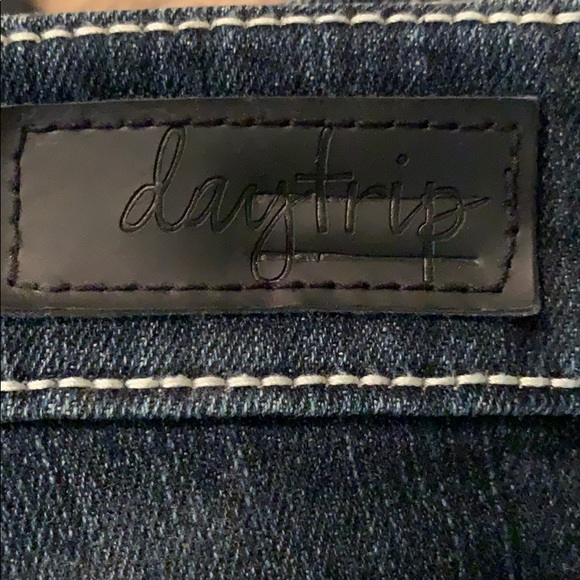 Jeans - Picture 3 of 6
